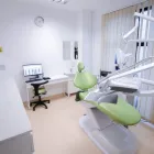 Afacere 26 imagine CLINICA ZAMBETUL Stomatologi şi cabinete stomatologice în Craiova DJ