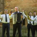 Afacere 8 imagine FORMATIA SIMONA TONE - MUZICA EVENIMENTE Servicii profesionale în Bucureşti