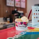 Afacere 8 imagine HÄAGEN-DAZS Mâncare şi Băuturi în Bucureşti
