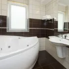 Afacere 26 imagine HOTEL AMBIENT BRASOV Turism şi Agrement în Braşov