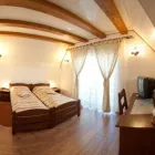 Afacere 3 imagine PENSIUNEA GREEN PARK Turism şi Agrement în Braşov