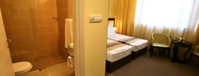 Afacere 4 imagine BEST WESTERN PLUS BRISTON Turism şi Agrement în Otopeni IF
