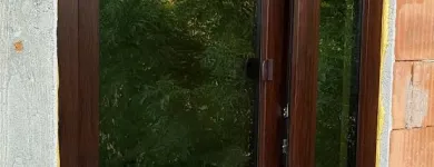 Afacere 67 imagine CRYSTAL GLASS THERMO SRL Uşi, ferestre şi accesorii în Suceava