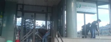 Afacere 3 imagine FARA PATA Uşi, ferestre şi accesorii în Piatra-Neamţ NT