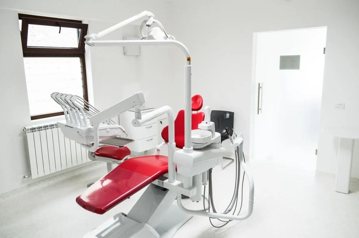 Afacere 3 imagine SC.PROORTODONTIE.SRL-D