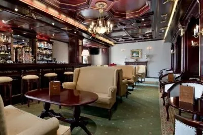 Afacere 4 imagine HILTON SIBIU